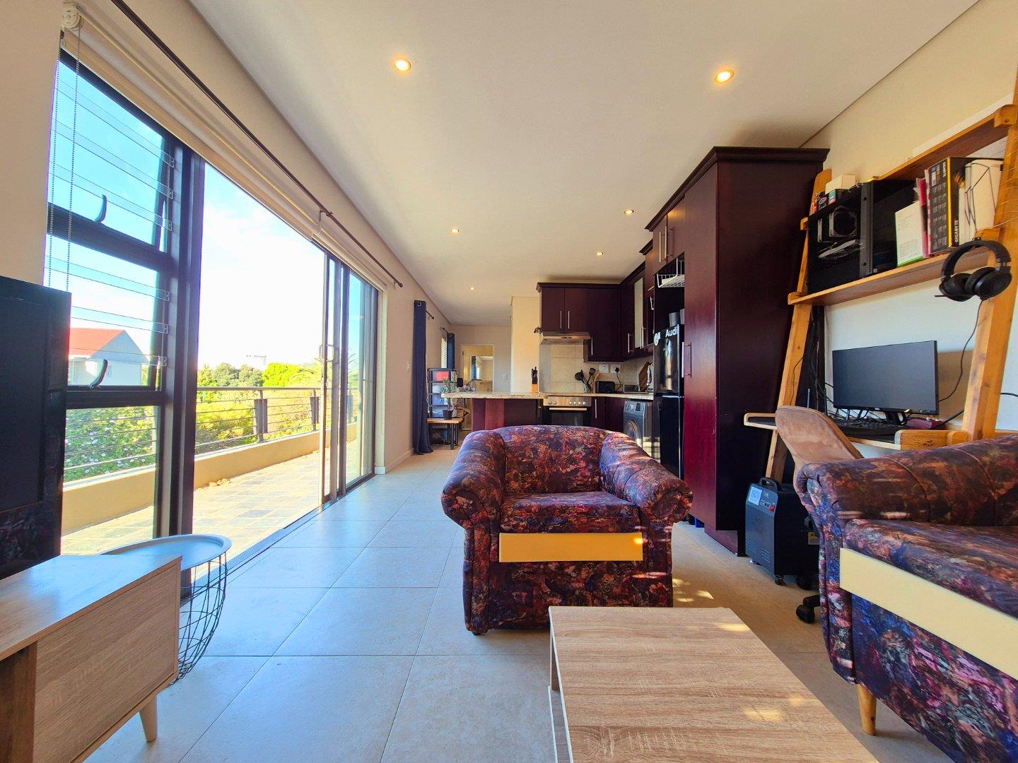 1 Bedroom Apartment / flat for sale in Wynberg Upper P24114080279