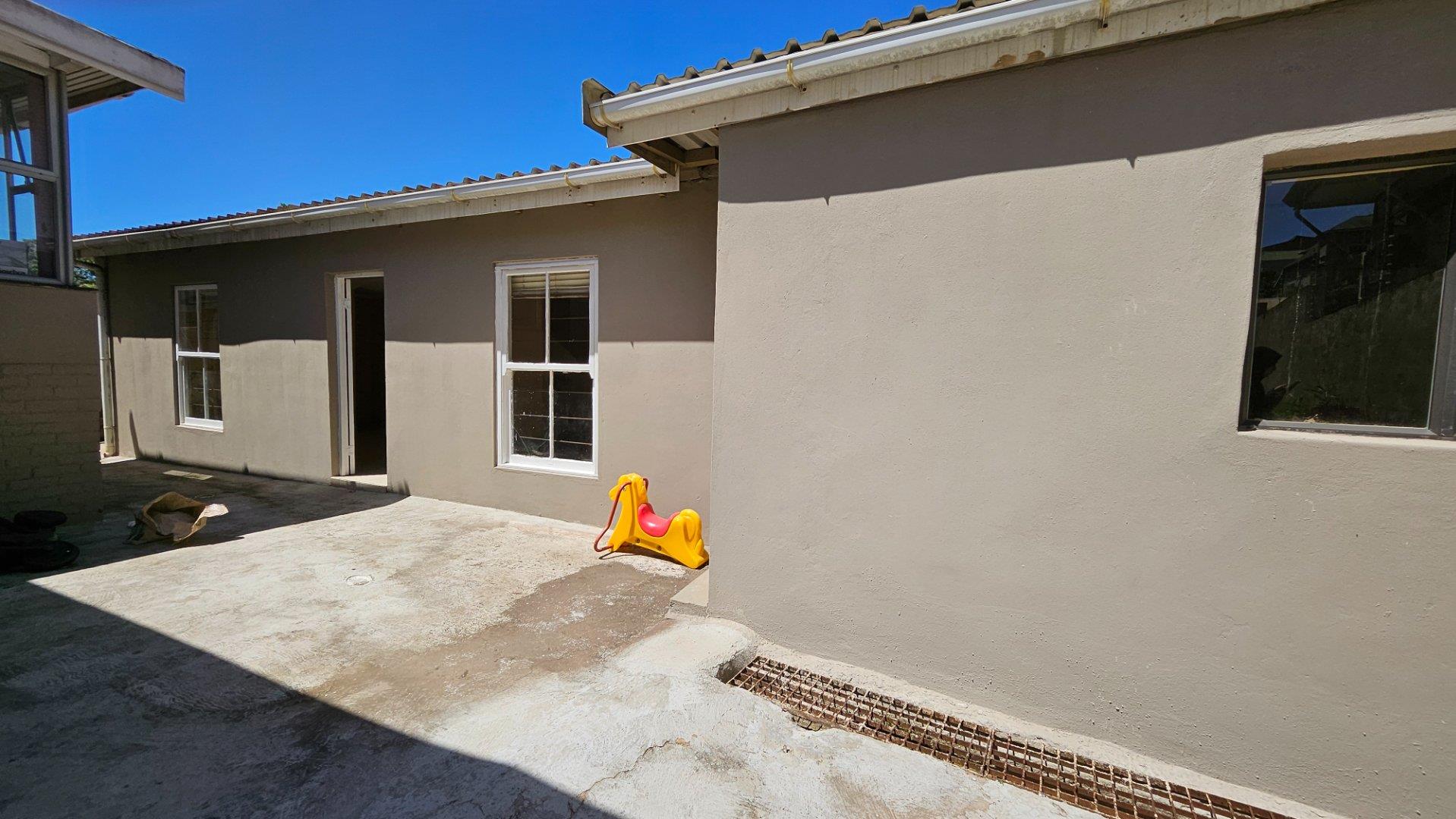 Commercial property to rent in Essenwood 464 Peter Mokaba Ridge Road