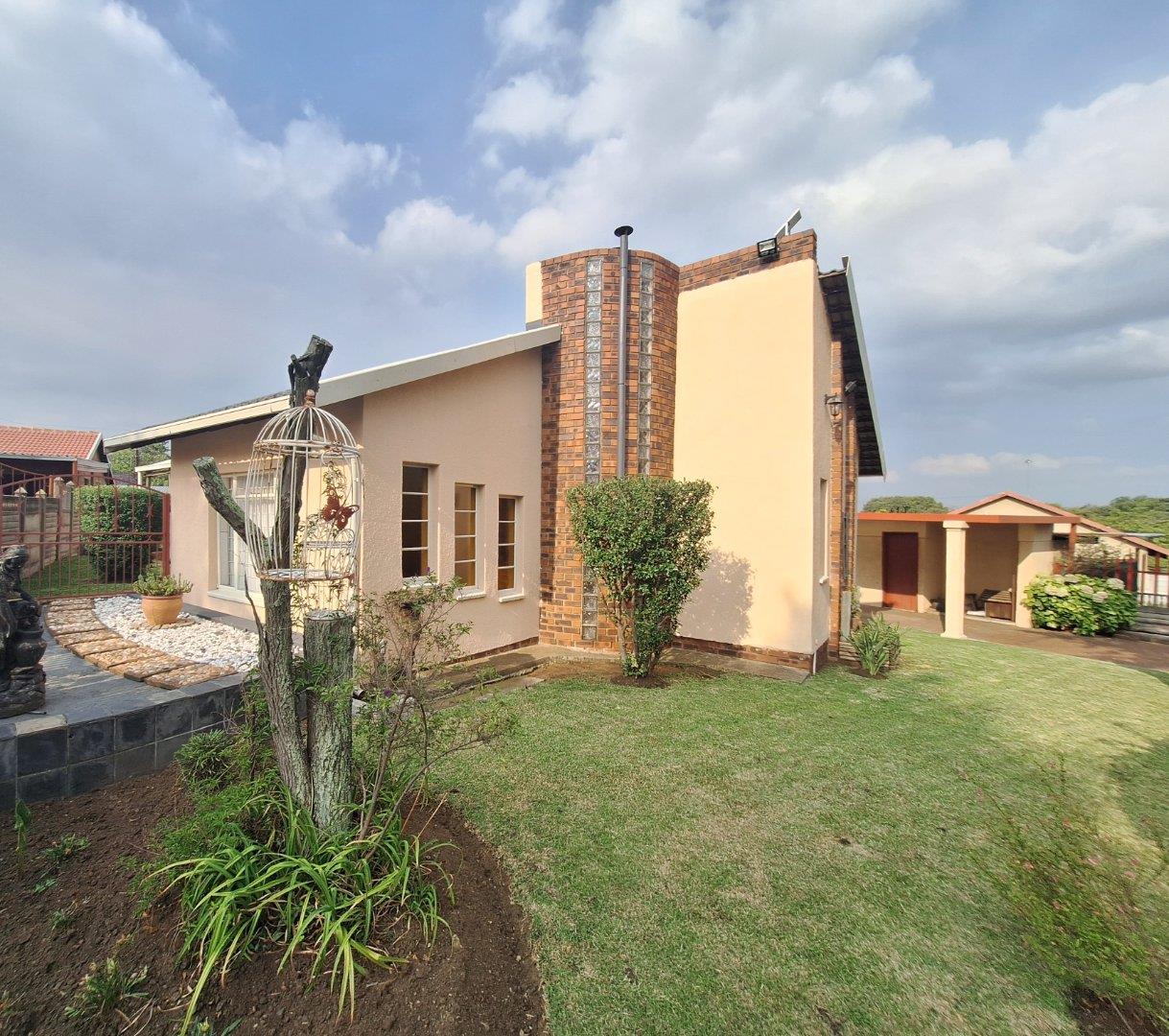 Thistle Grove Property Property and houses for sale in Thistle Grove