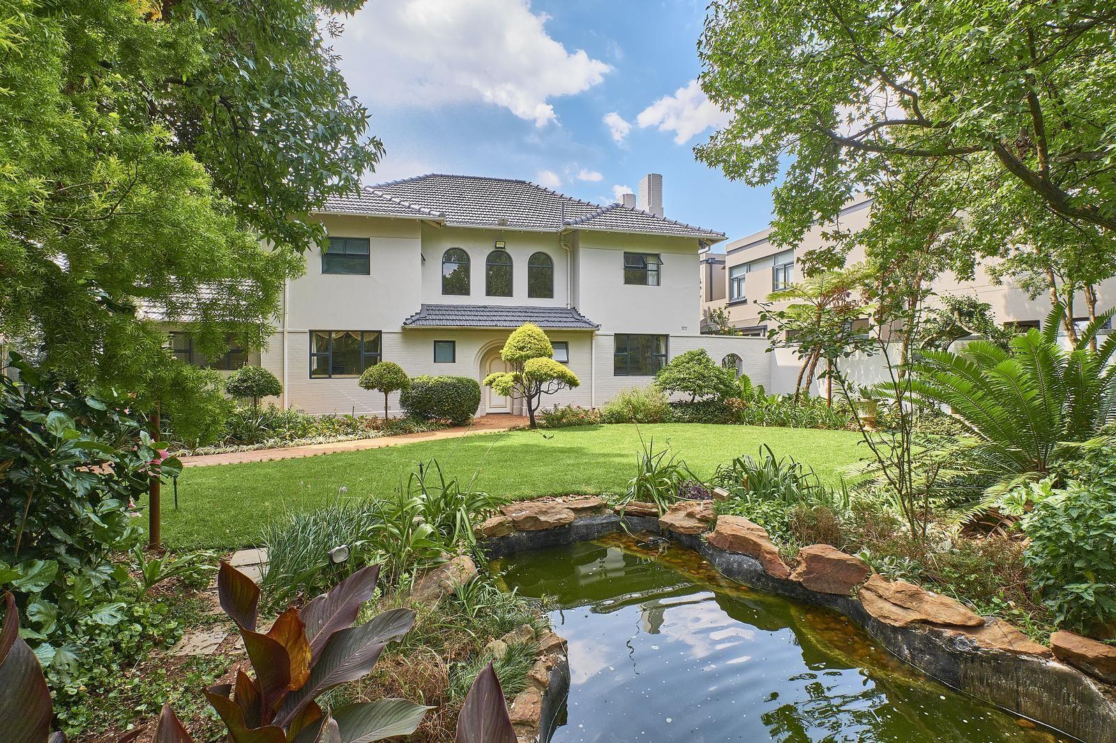 4 Bedroom House for sale in Houghton Estate P24113530195