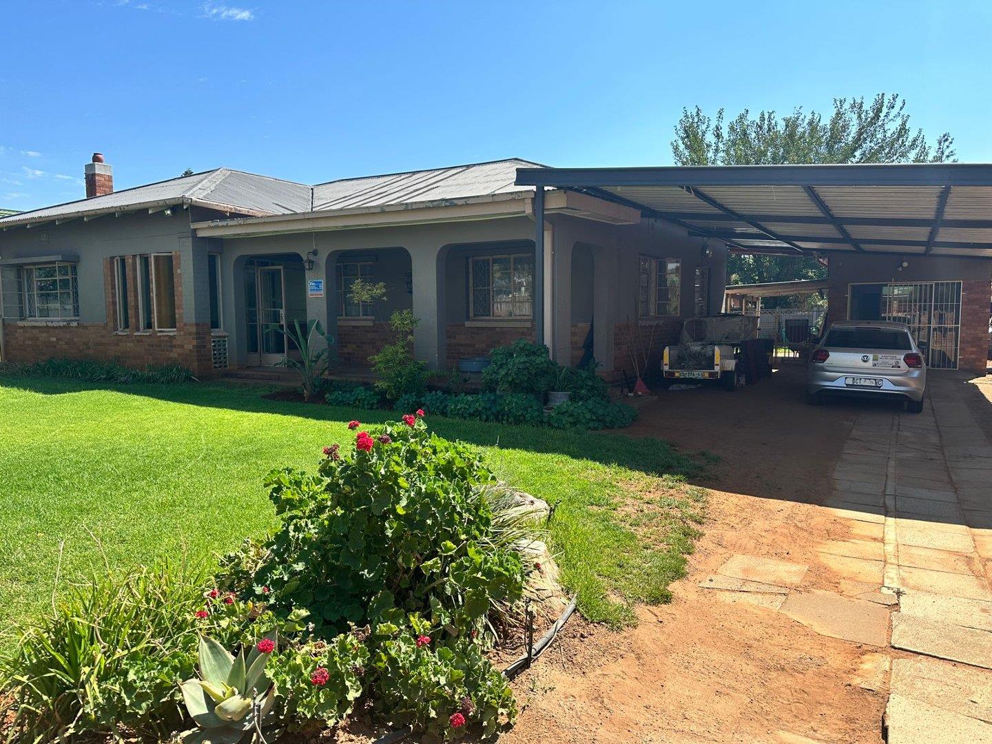 3 Bedroom House for sale in Herlear P24114085971