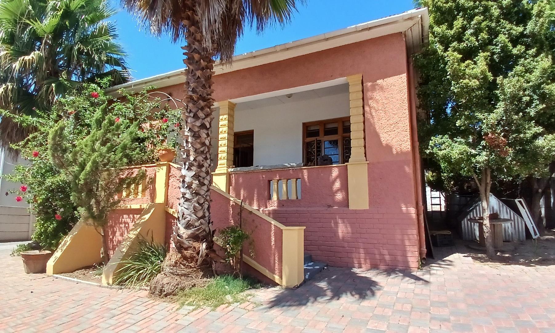 3 Bedroom House for sale in Dalsig 2 Smuts Street P24114086244