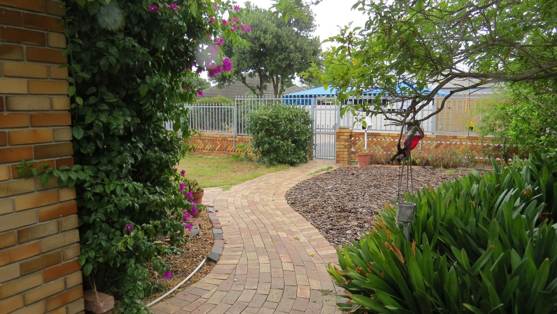 Parow North Property Property and houses for sale in Parow North