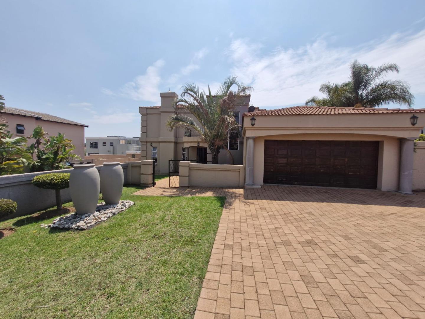 4 Bedroom House for sale in Savannah Hills Estate P24114087470