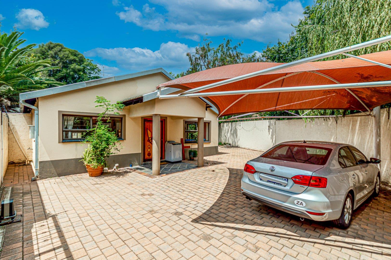 Cresta Property Property and houses for sale in Cresta