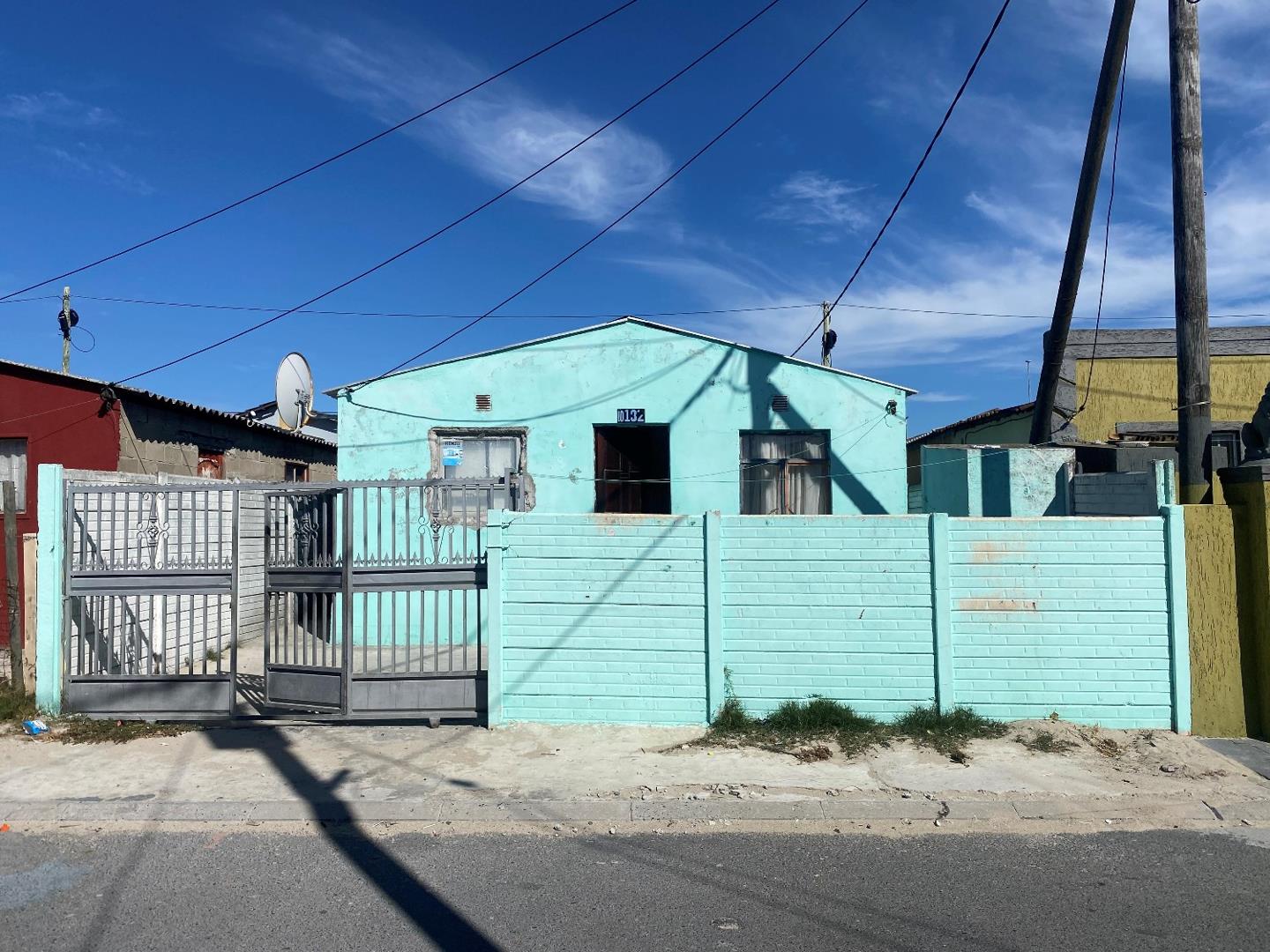 2 Bedroom House for sale in Griffiths Mxenge P24114088531