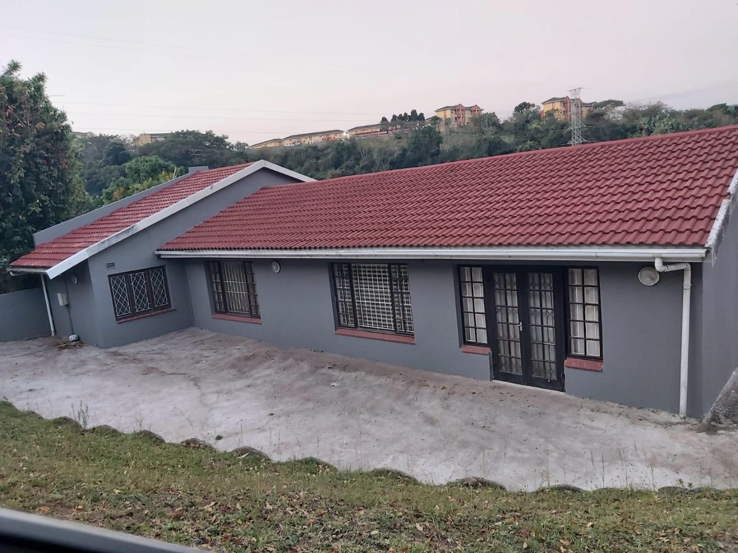 4 Bedroom House for sale in Mariannhill Park 5 Bryant Street P24