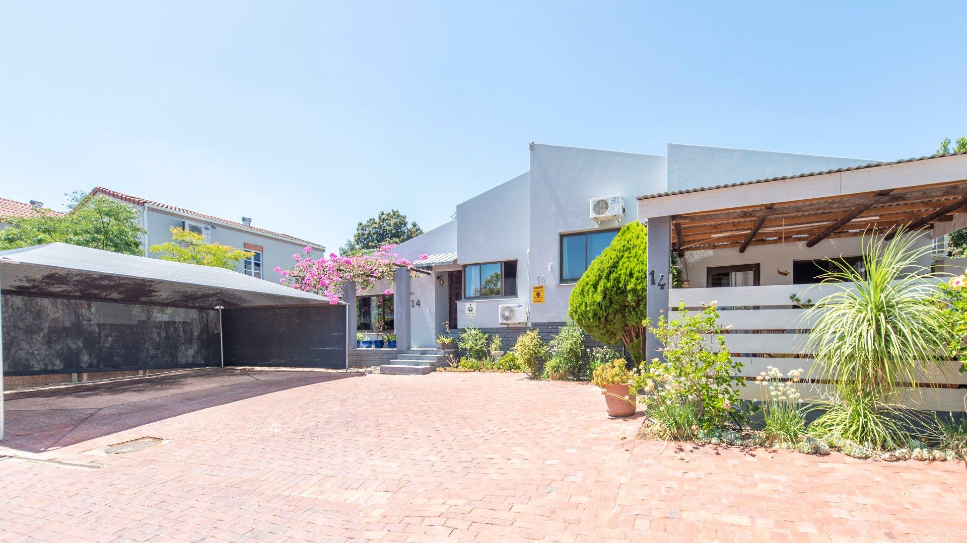 Berg En Dal, Wellington Property Property and houses for sale in Berg