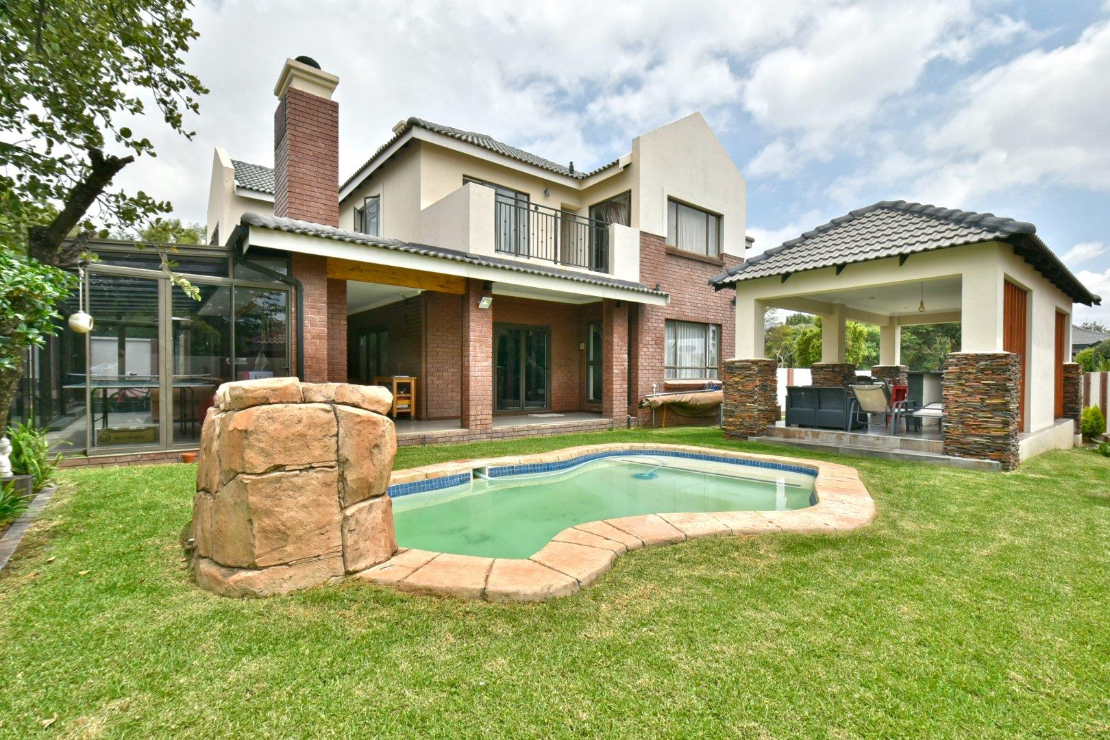 Carlswald North Estate Property Houses for sale in Carlswald North