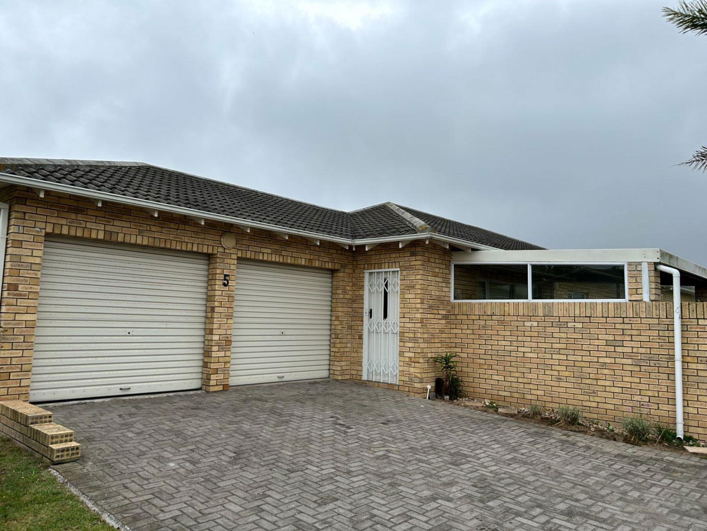 Lorraine Property Townhouses to rent in Lorraine