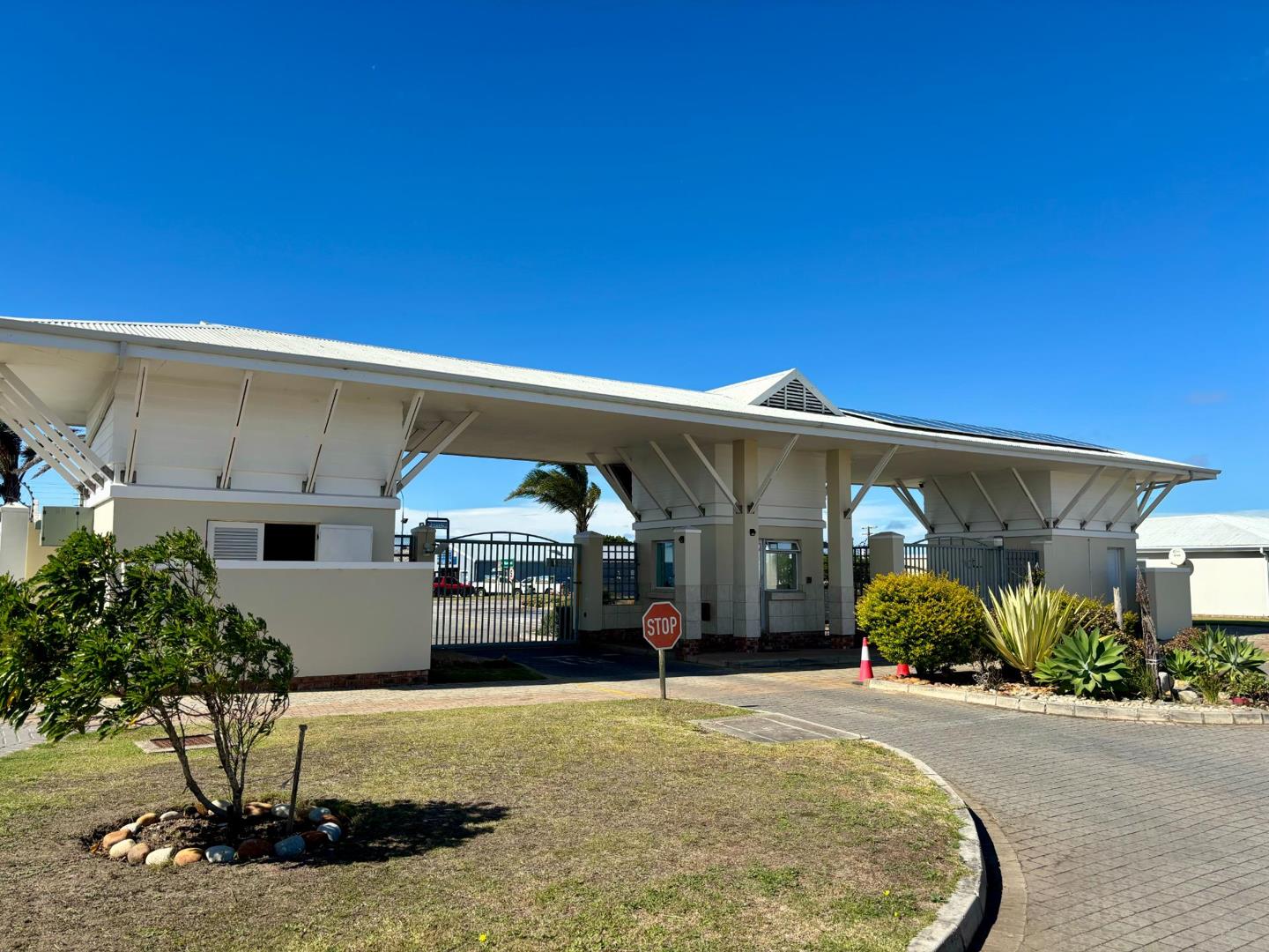 Lifestyle Estate, Jeffreys Bay Property Property and houses for sale