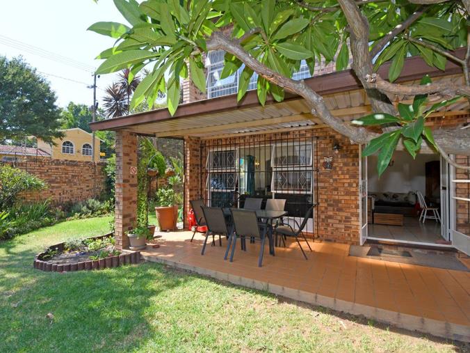 3 Bedroom Townhouse for Sale in Ferndale