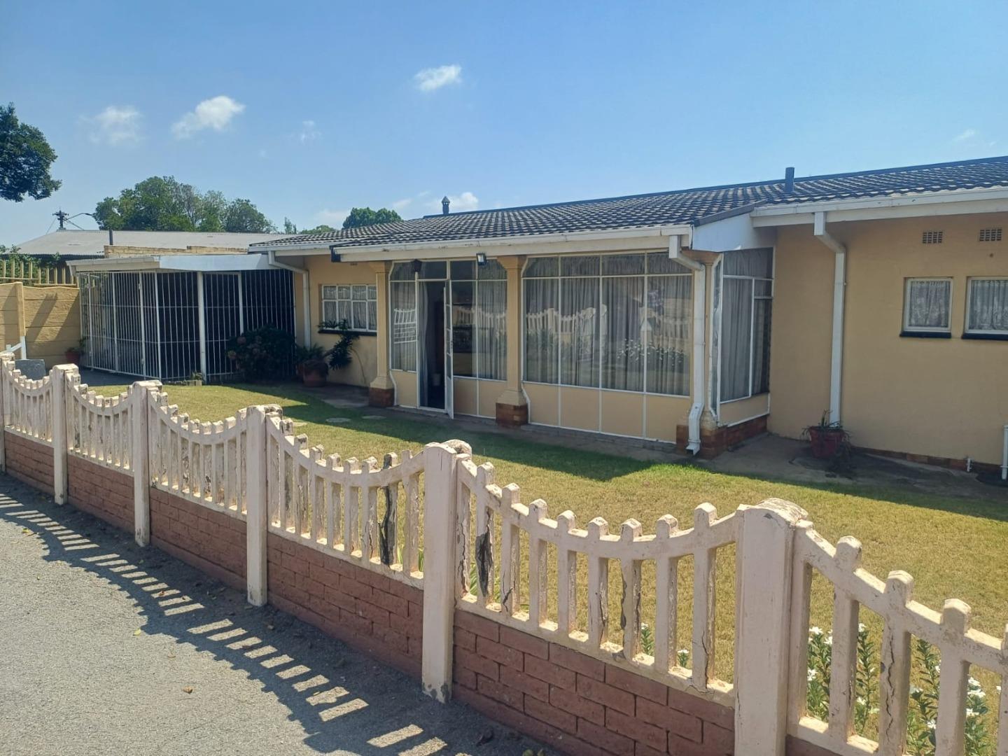 3 Bedroom House for sale in Tedstoneville P24114093202