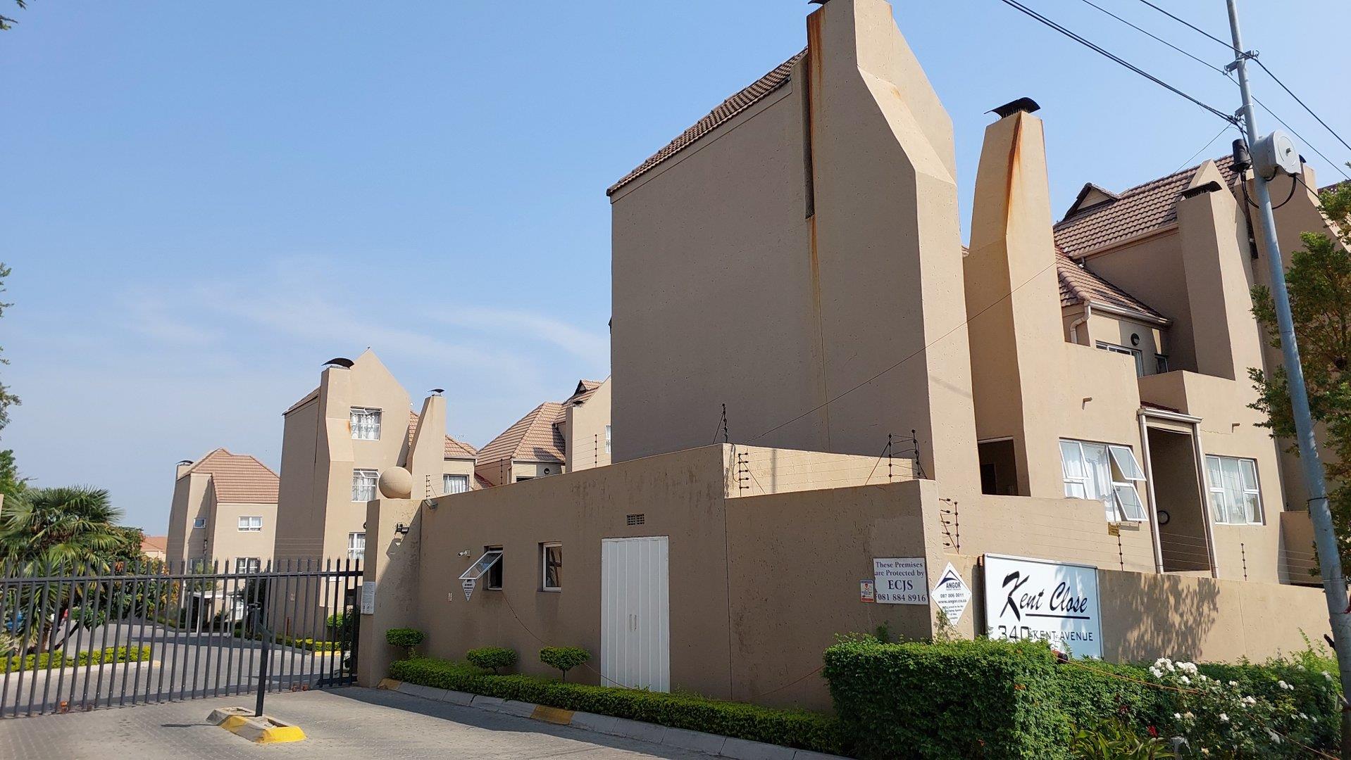 2 Bedroom Townhouse for sale in Ferndale P24114093300