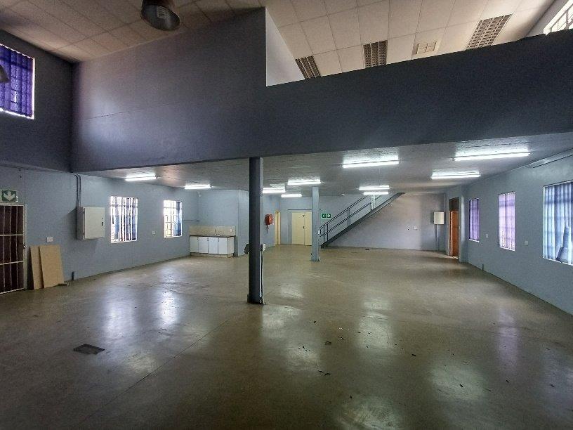 Industrial property to rent in Hennopspark Industrial 138 Edward
