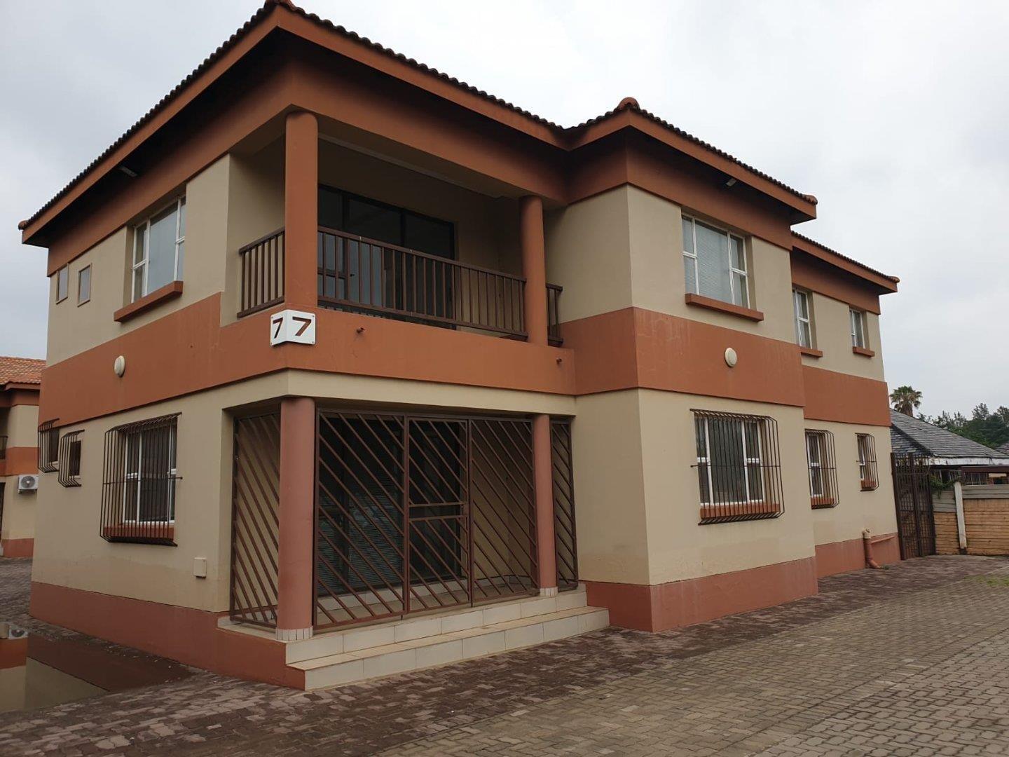 Commercial property to rent in Three Rivers Proper 5 Millenium Office