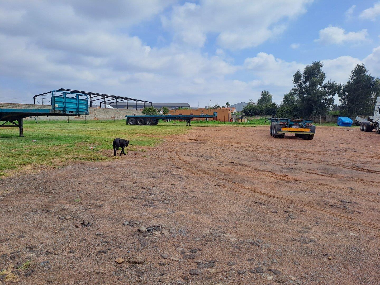 Industrial property to rent in Pendale Section 1, 97 Kalksteen Street