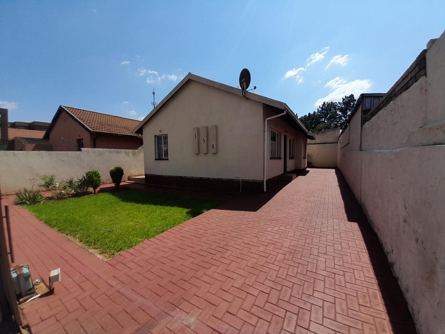 Protea North Property Property and houses for sale in Protea North