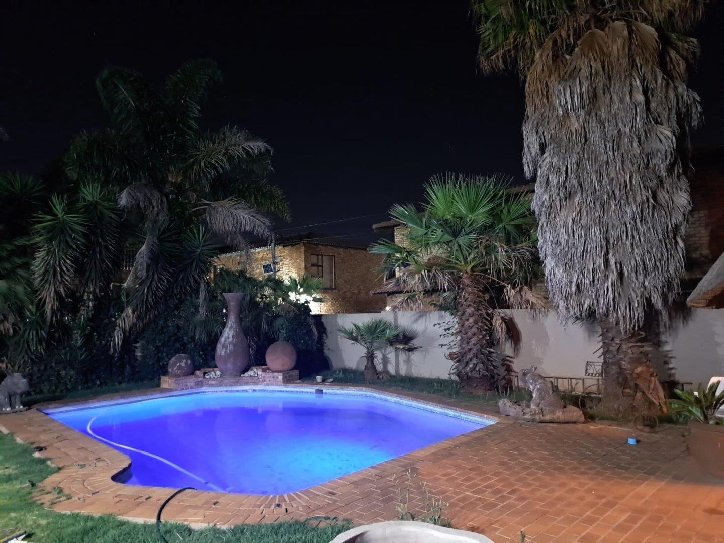 3 Bedroom House for sale in Petersfield P24114096172