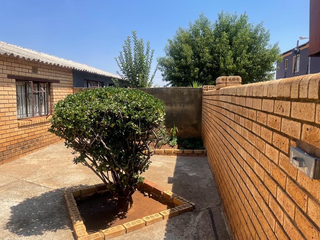 Property and houses to rent in Soweto Soweto Property Property24