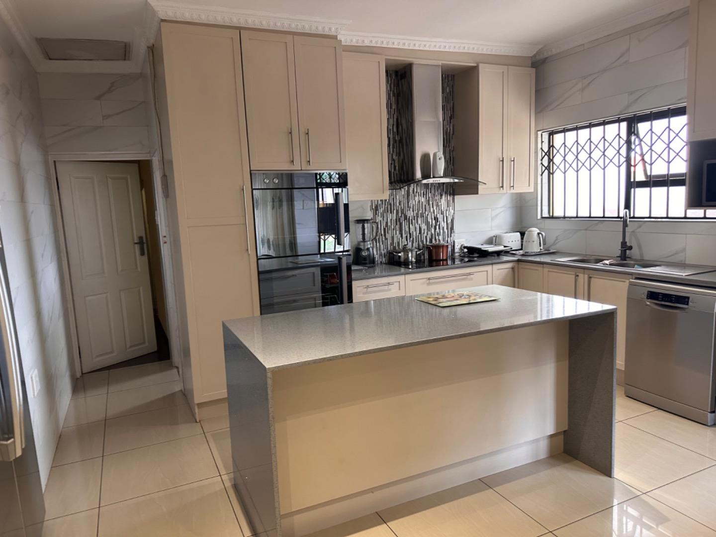 4 Bedroom House for sale in Leachville 5 Kinaboom P24114097420