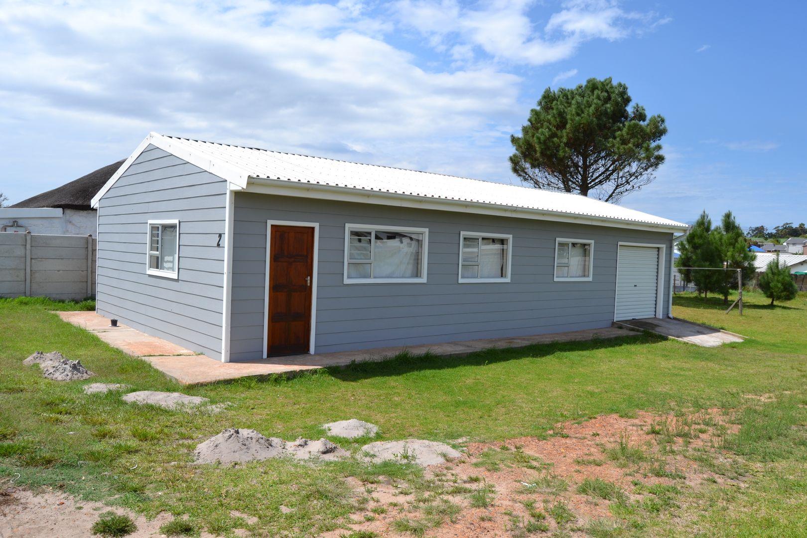 3 Bedroom House for sale in Albertinia P24114098307