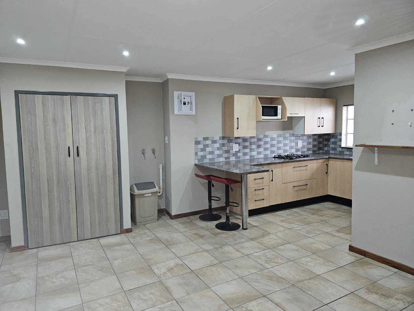 1 Bedroom Apartment / flat to rent in Hekpoort P24114099563