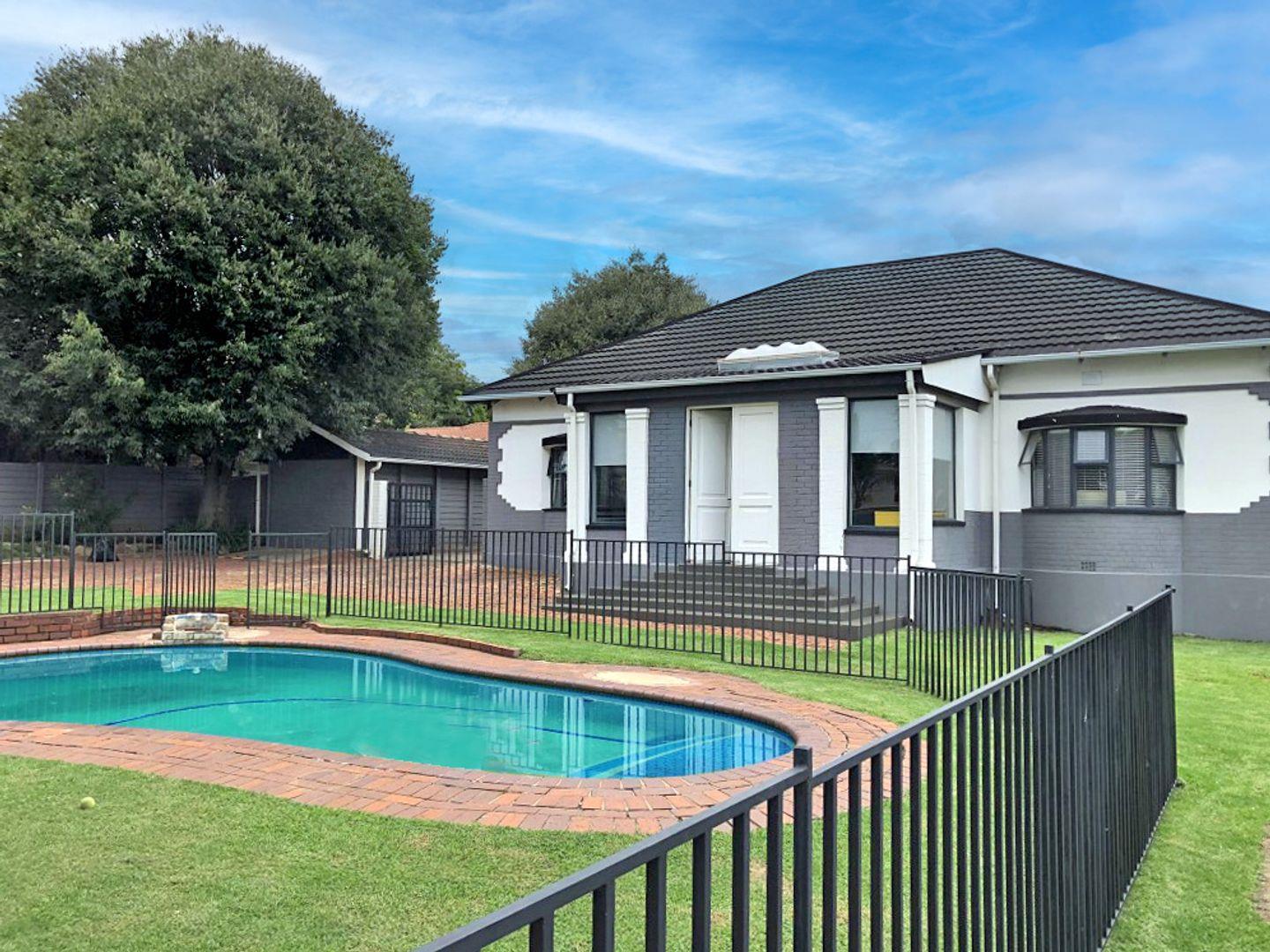 3 Bedroom House for sale in Fairmount P24112343783