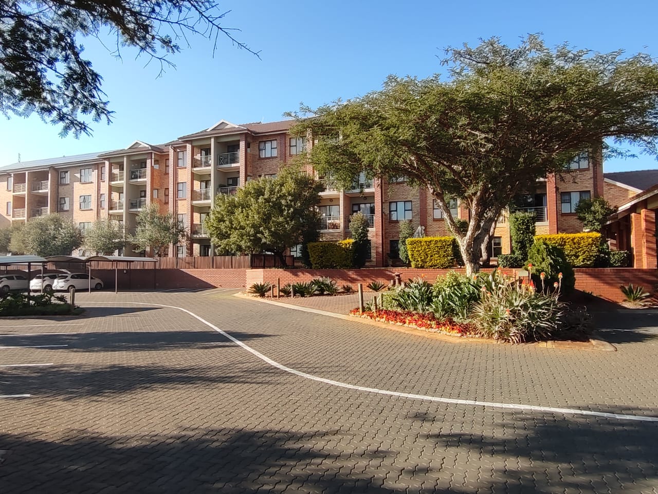 2 Bedroom Apartment / flat for sale in Eldoraigne 4789 Willem Botha