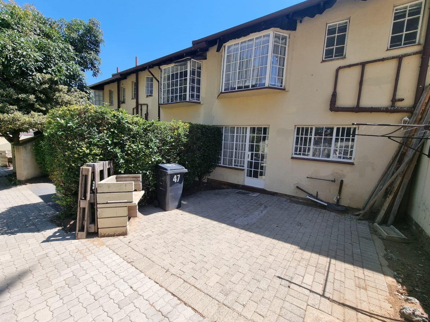 Ormonde Property Townhouses to rent in Ormonde