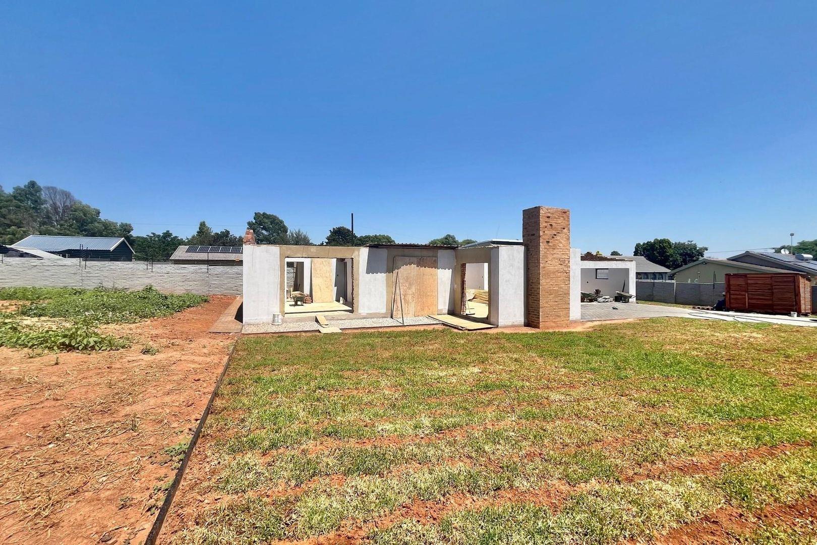 3 Bedroom House for sale in Wingate Park P24114098617