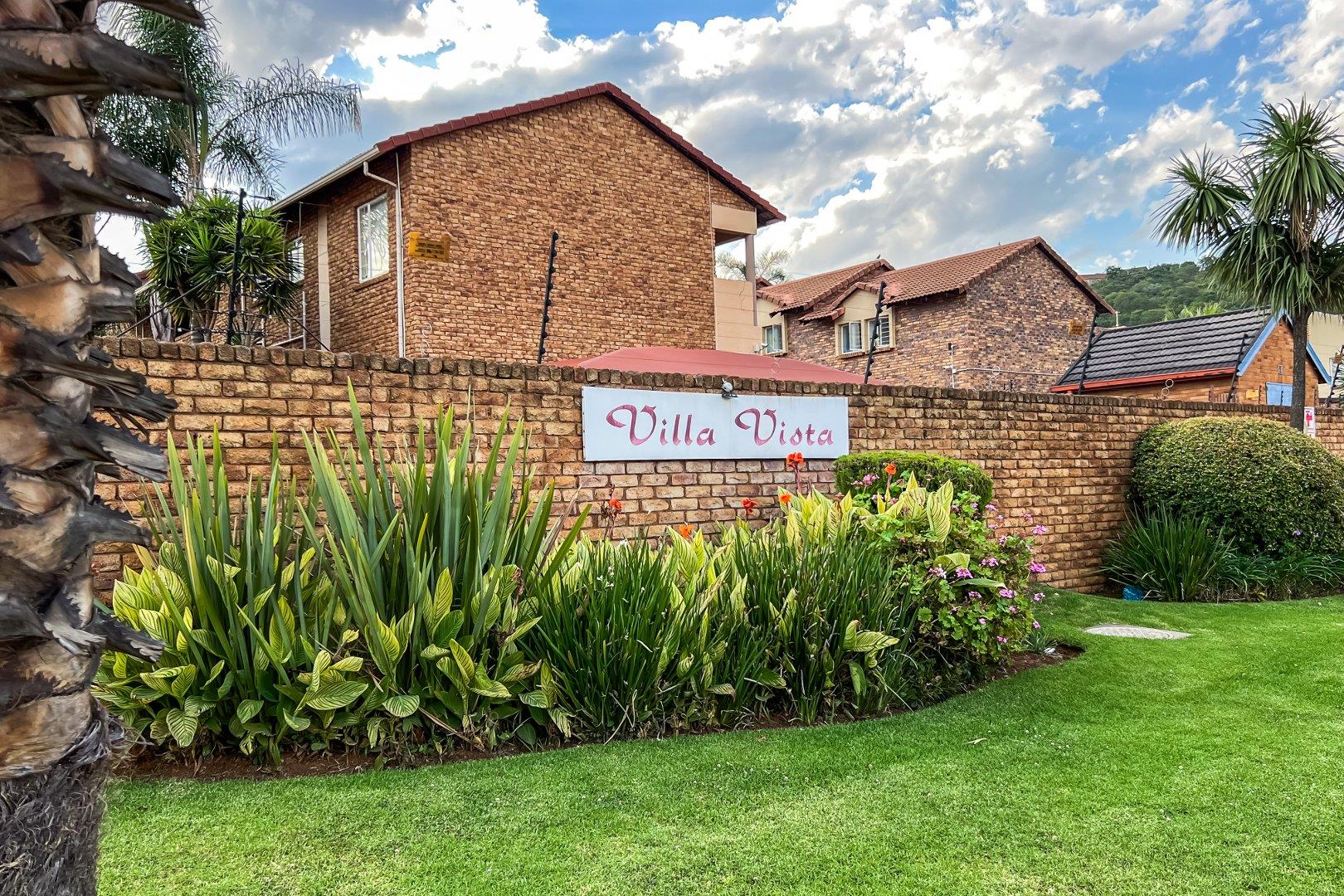 Glenvista Property Townhouses for sale in Glenvista