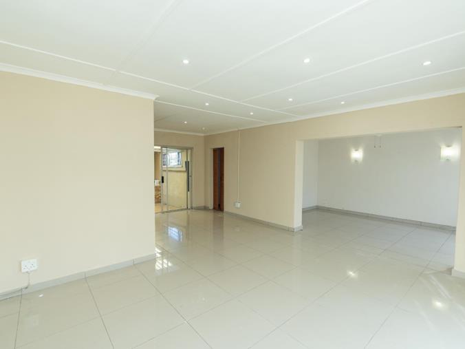 3 Bedroom House for Sale in Rowallan Park