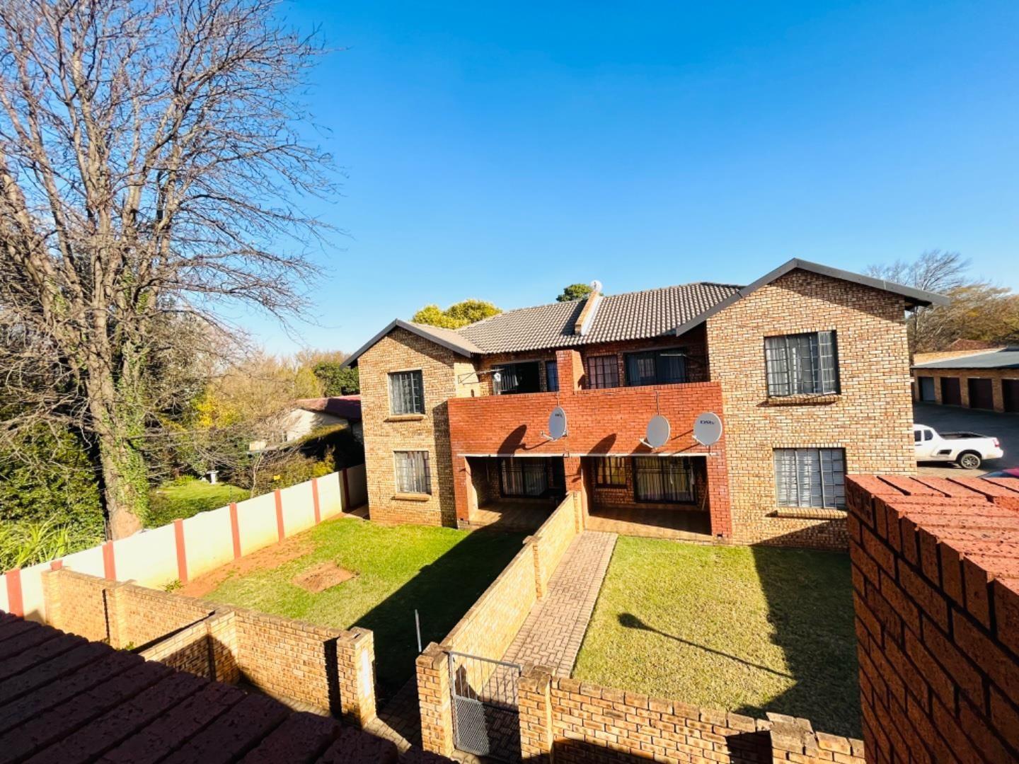 2 Bedroom Apartment / flat for sale in Meyerton Central P24112748507