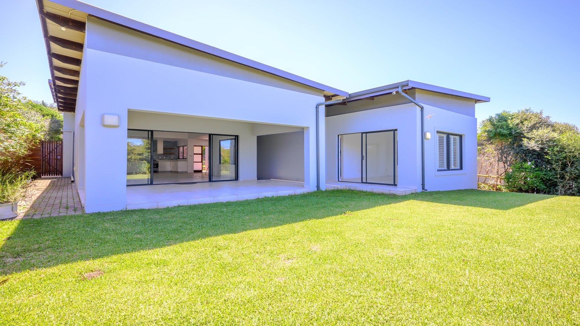 3 Bedroom House for sale in Palm Lakes Estate P24113963327