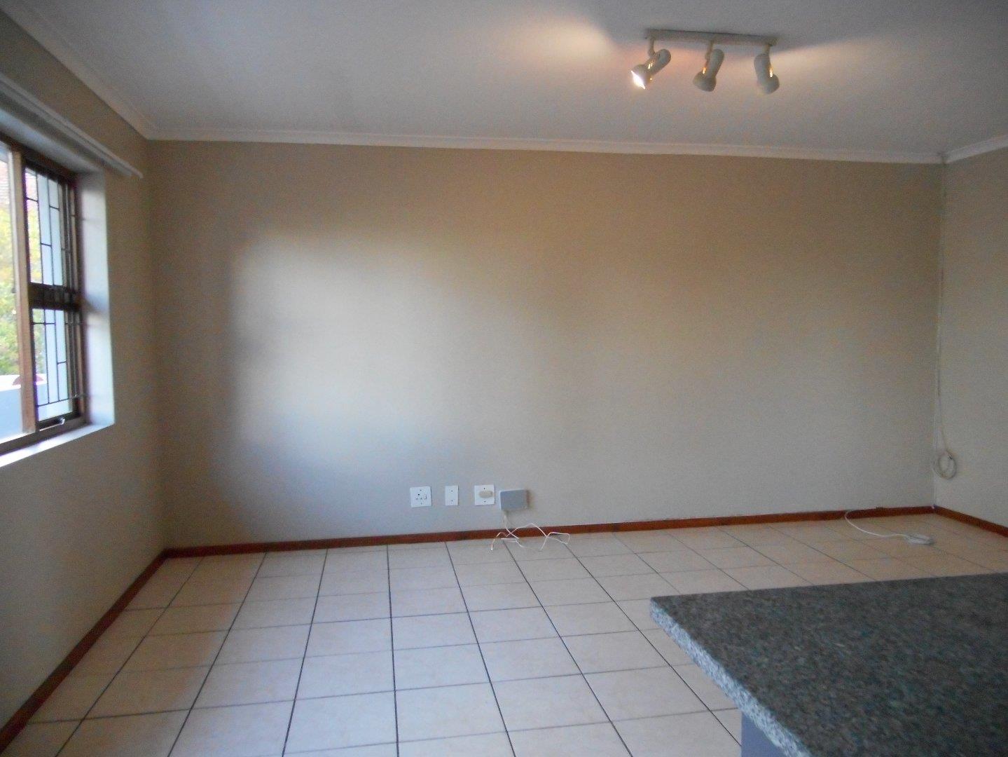 Durbanville Central Property Apartments / flats to rent in