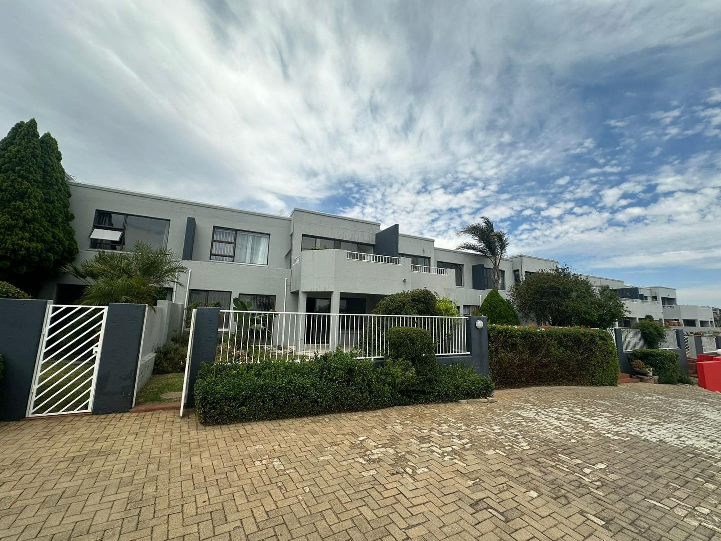 2 Bedroom Apartment / flat for sale in Northcliff 14, 70 Washington