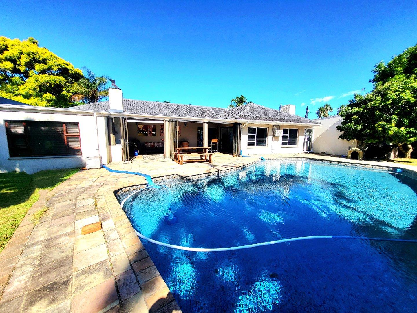 Bonnie Doon Property Houses for sale in Bonnie Doon