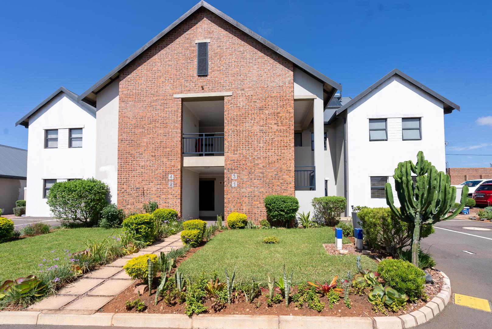 Waterfall, Hillcrest Property Property and houses for sale in