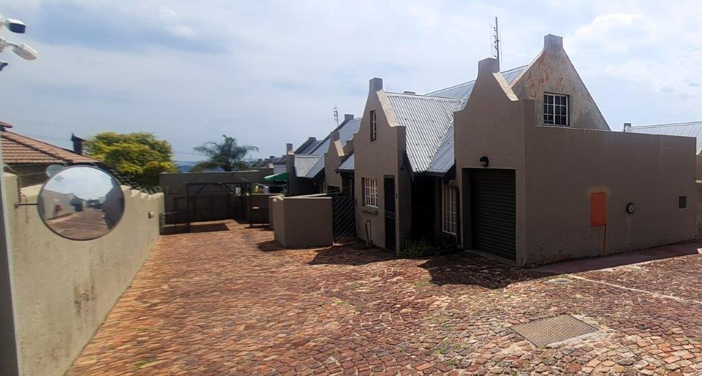 Esther Park Property Townhouses for sale in Esther Park