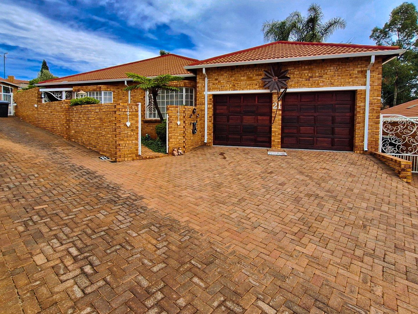 3 Bedroom Townhouse for sale in Chancliff Ridge 21 Chancliff Estate