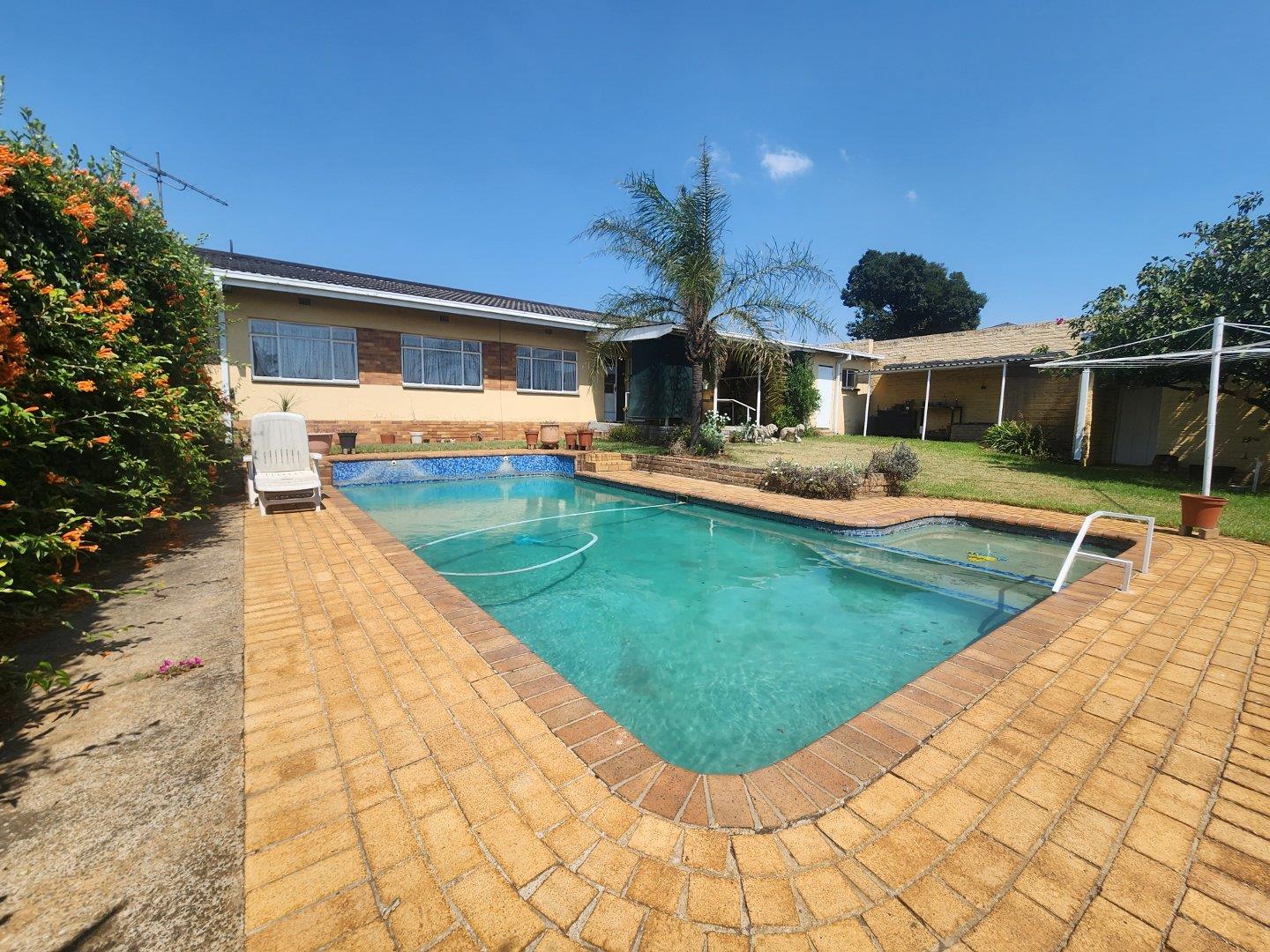 3 Bedroom House for sale in Tedstoneville P24114114205