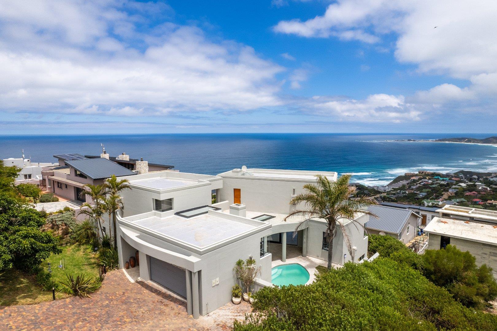 6 Bedroom House for sale in Brenton On Sea P24114114441