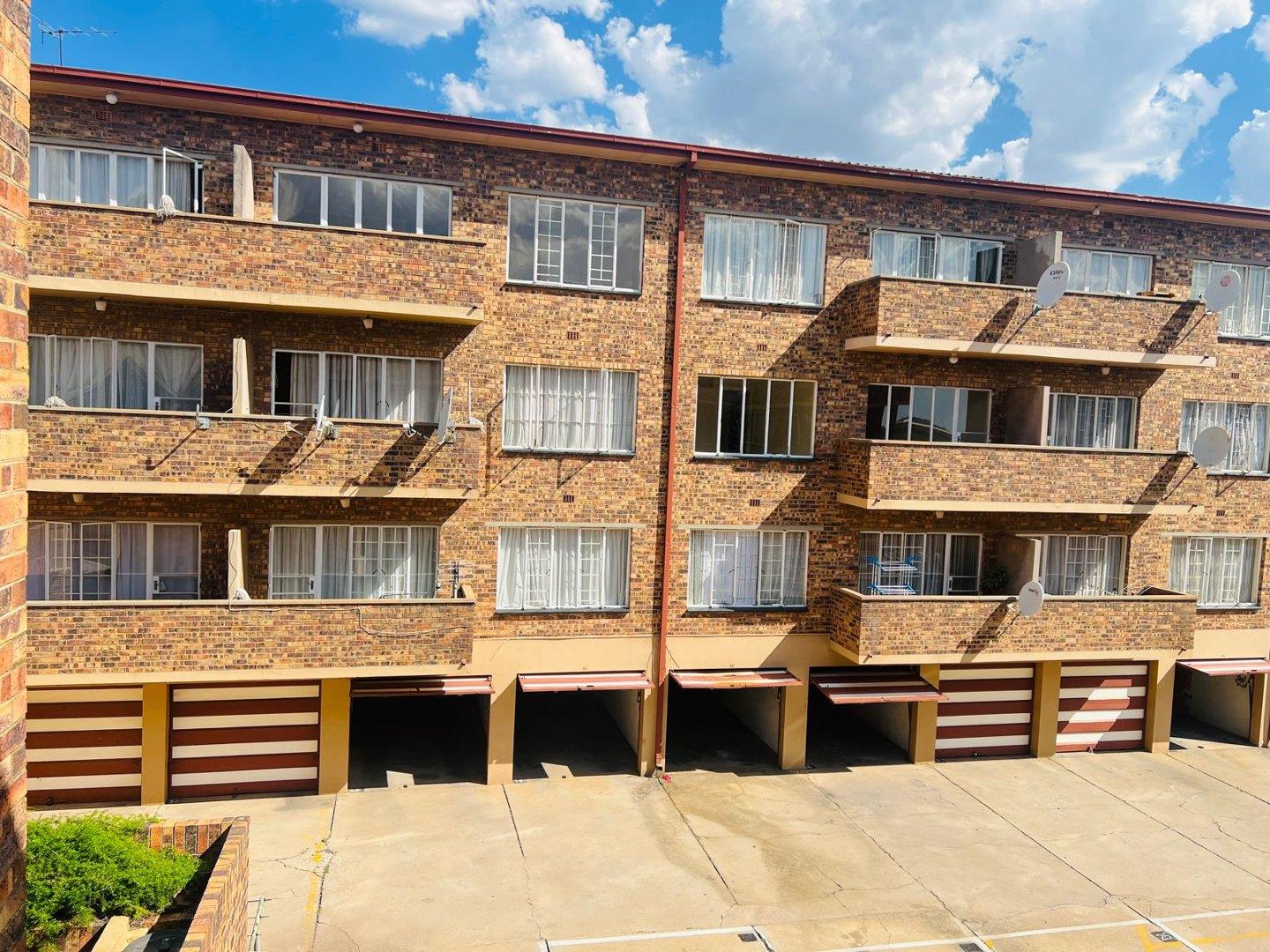 2 Bedroom Apartment / flat to rent in Primrose Hill 27 Abelia Road