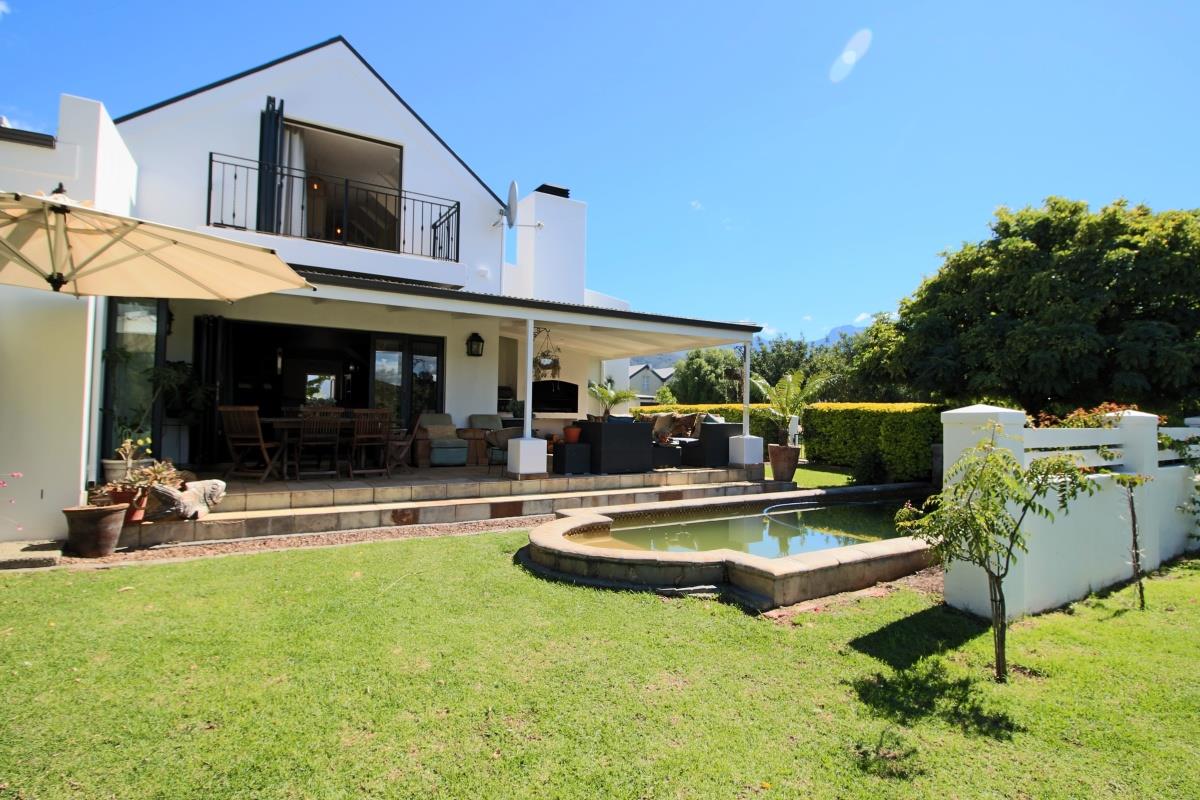 Silwerstrand Golf And River Estate Property Property and houses for