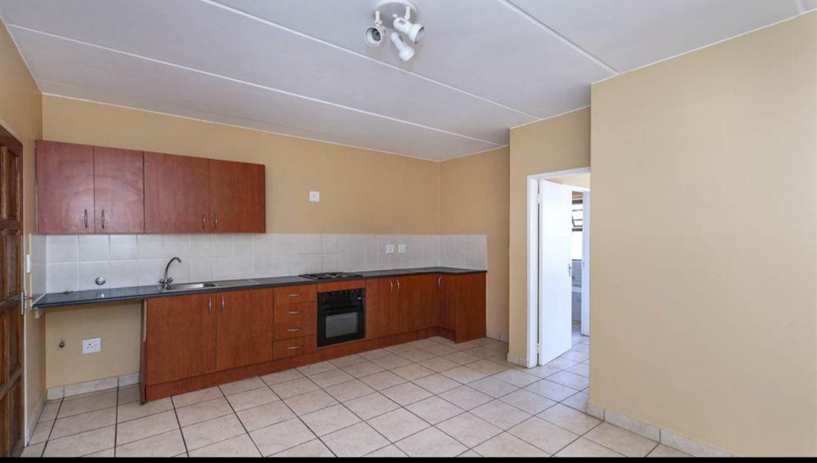 1 Bedroom Apartment / flat to rent in Honeypark P24114119897