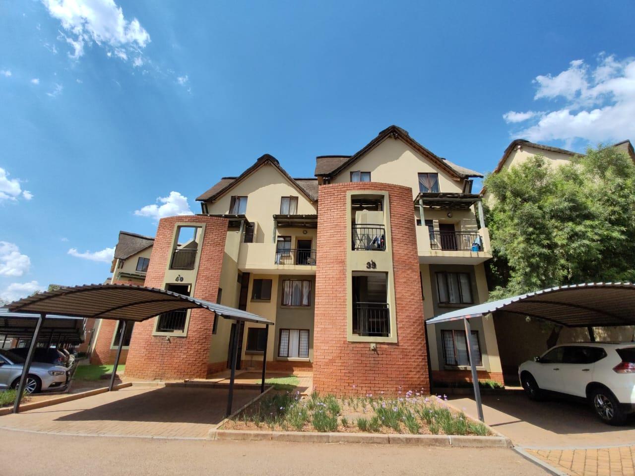 2 Bedroom Apartment / flat for sale in Zambezi Country Estate P24