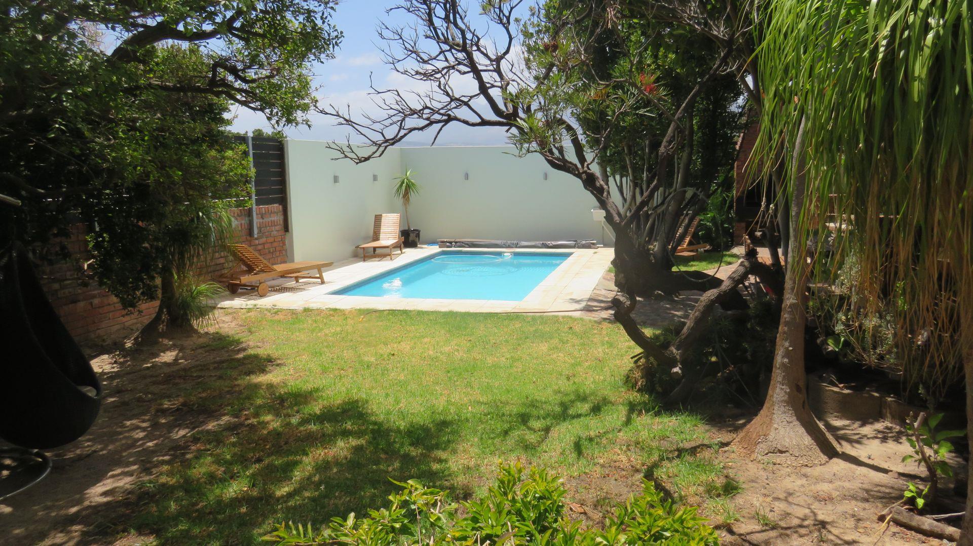 4 Bedroom House to rent in Mountainside P24114122500