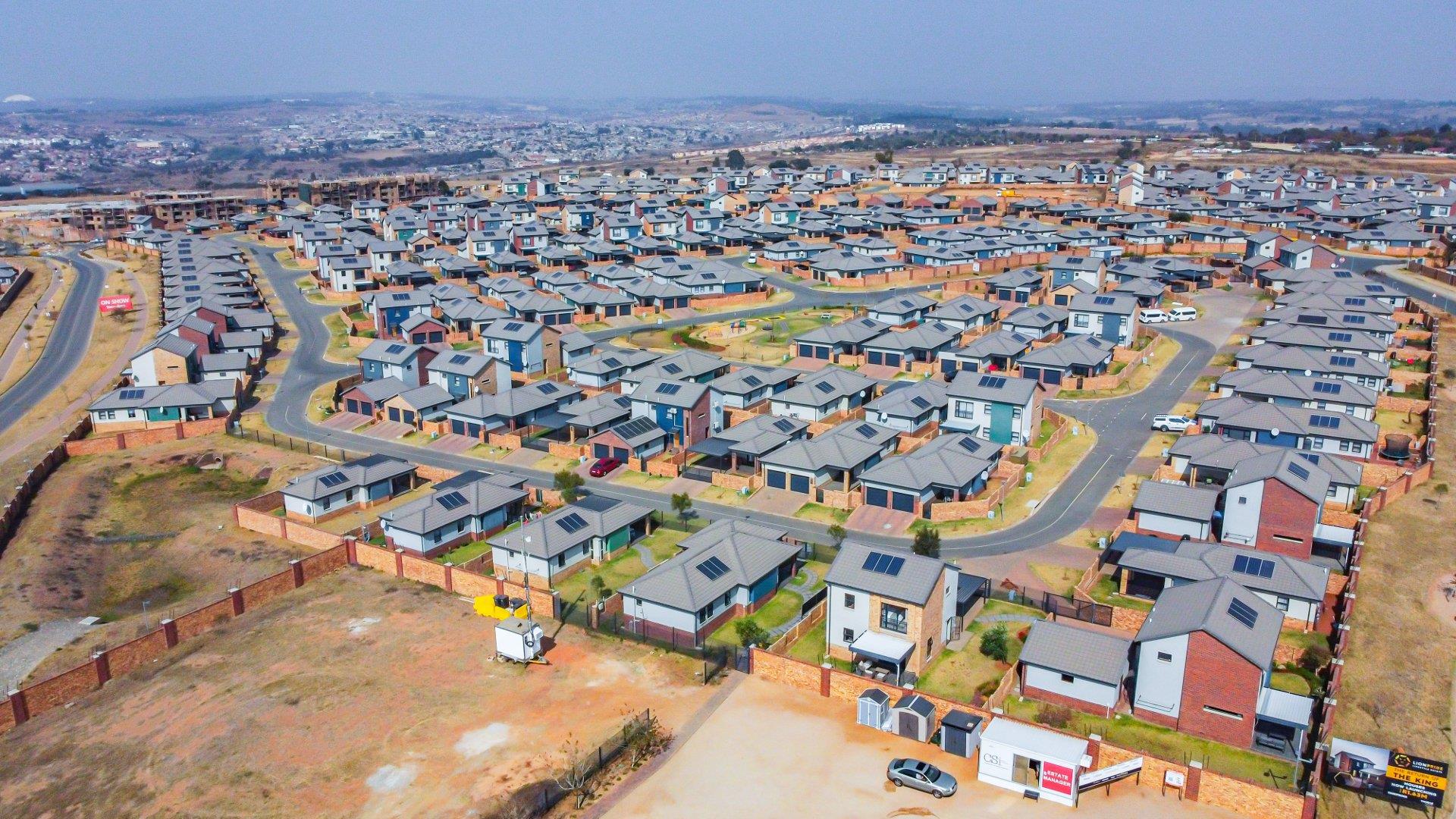 Zandspruit, Randburg Property Property and houses for sale in