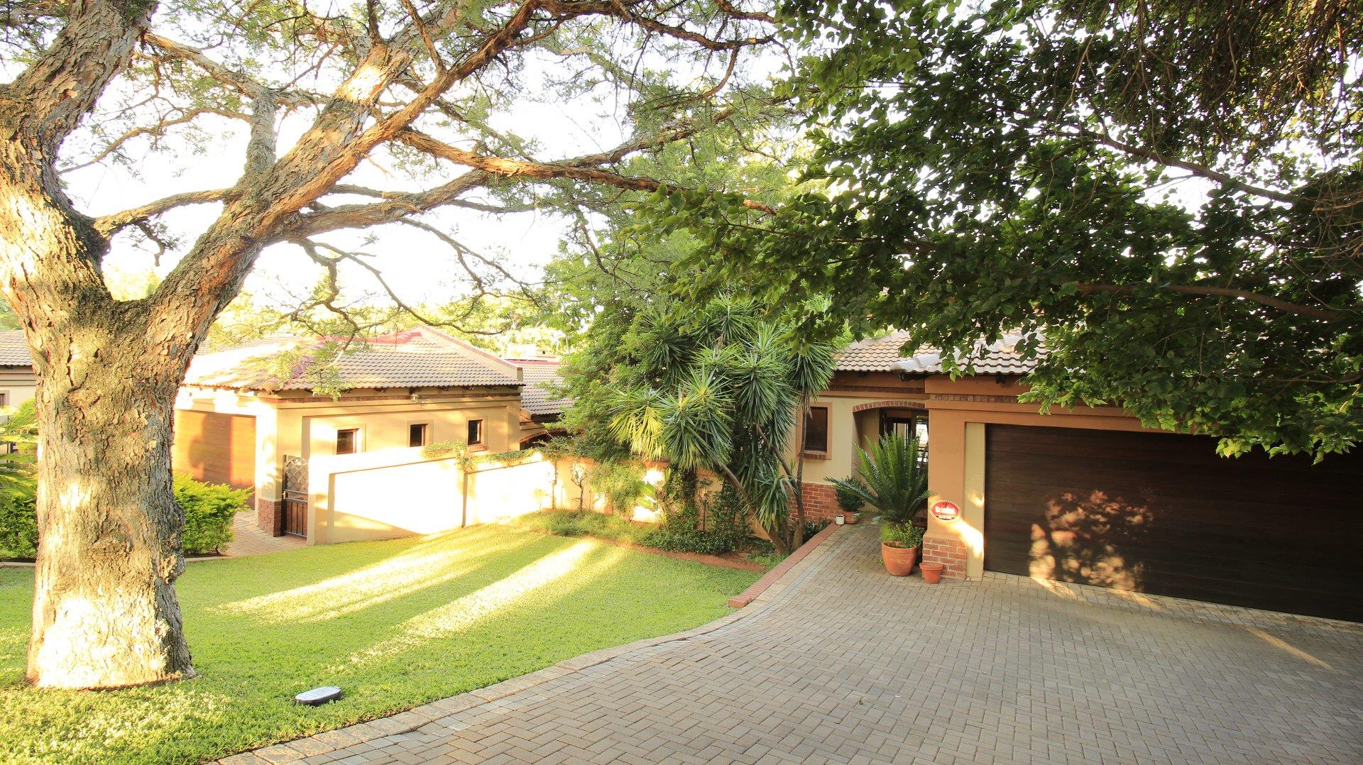 3 Bedroom House for sale in Lynnwood Manor P24114125529